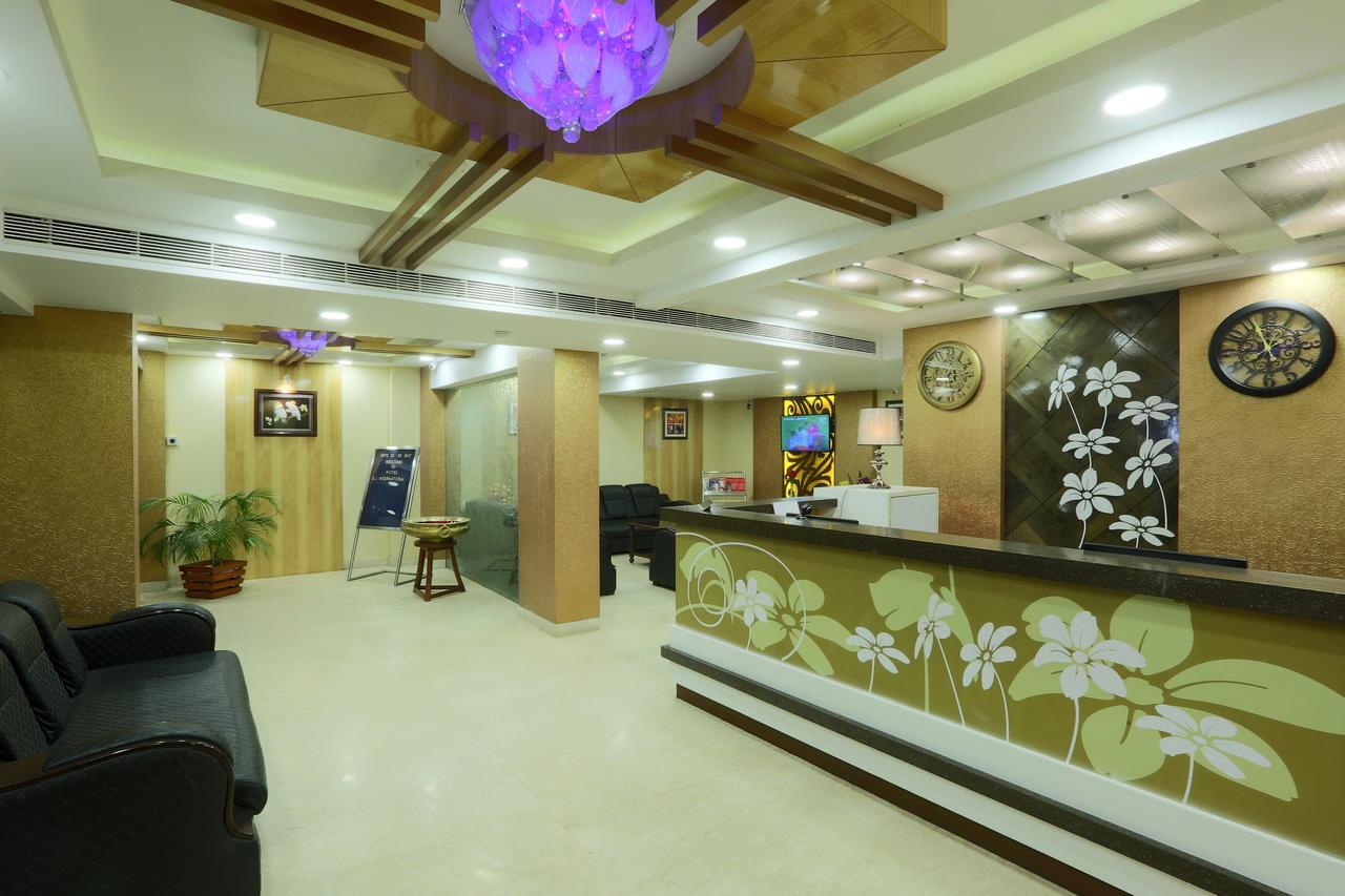 Hotel Sj International Guwahati Zewnętrze zdjęcie
