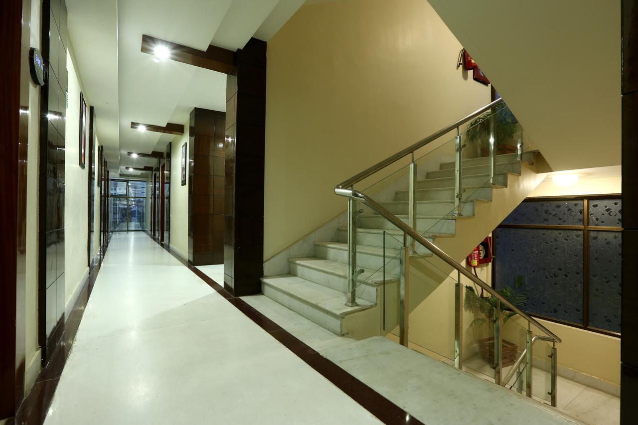 Hotel Sj International Guwahati Zewnętrze zdjęcie