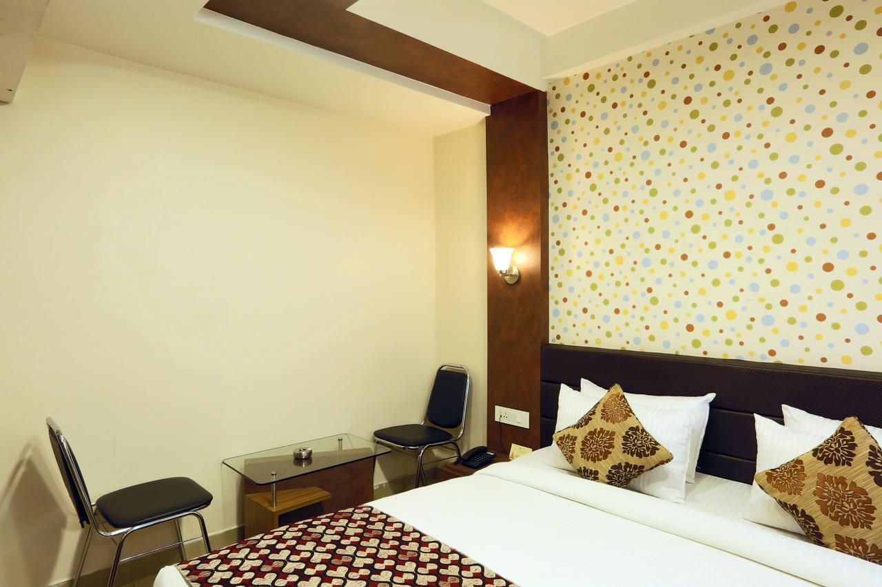 Hotel Sj International Guwahati Zewnętrze zdjęcie